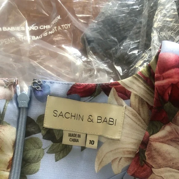 Sachin & Babi Brooke powder blue bouquet gown - Picture 9 of 12